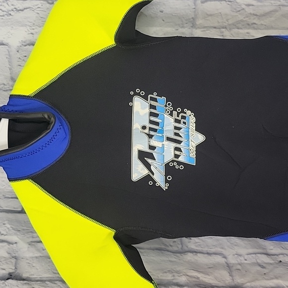 ACTION PLUS Neoprene Radial‎ Flex Wetsuit Junior Small - Picture 2 of 7